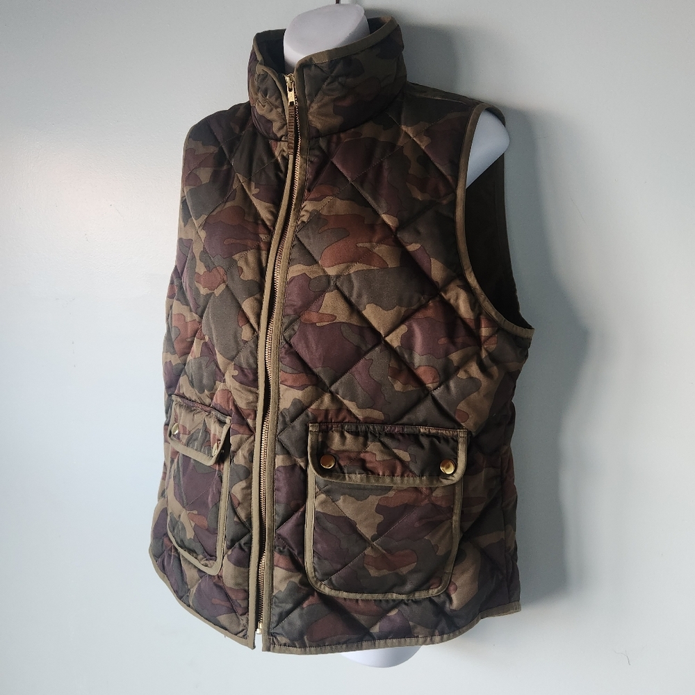 J.Crew Large Excursion Camo Down Quilted Vest - image 3